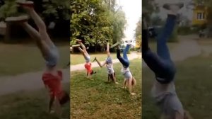 Стойка,мостик и колесо вместе со мной и друзьями!😁😁😁