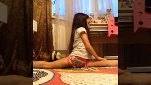 Как правильно сесть на шпагат💁🏽