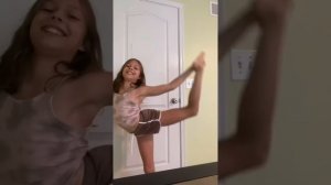 I re-created Sofie dossi's photos￼