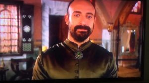 Хюррем бежит беременная к Сулейману