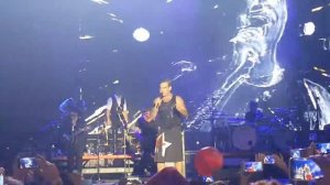 Robbie Williams - I Love My Life - Live Barolo