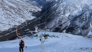 Чегет 2025. Спуск на канатке