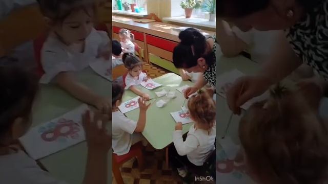 Подарок маме
Первая младшая группа «А»
Воспитатели:
Шахманова М.З.
Халбагинова З.Г. смотреть онлайн