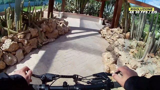 AKASO BRAVE 4 / Video Test / Action Cam 4K Ultra HD / Bike Ride смотреть онлайн