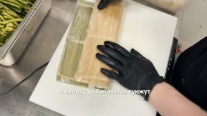 Как проходит день нашего повара-сушиста Димы?