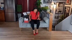 Эшли распаковывает красные Туфли Vocosi на высоком Каблуке 4 Дюйма с Острым Носком и Каблуком