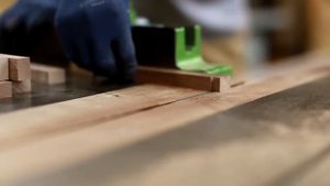 Изготовление деревянной полки для ванной