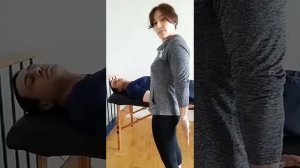 Как расслабить шейно-воротниковую зону.