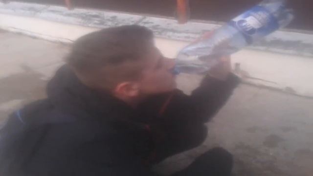 Спор: 2 Литра воды за 5 минут. смотреть онлайн