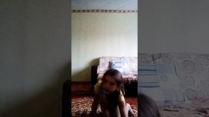 Как легко сесть на шпагат!