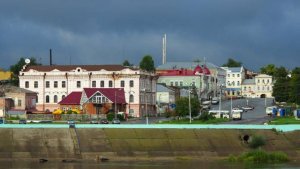 г. Сарапул. Съемка с дельтаплана начало нулевых.