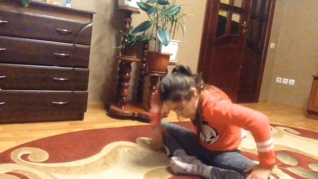 Як навчіться поперечний шпагат смотреть онлайн