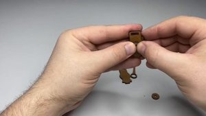 Видеоинструкция по сборке открытки-конструктора "Лошадь"