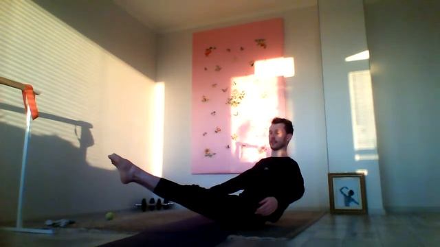 Шостий урок Динамічний розігрів - побудова асан - повздовжній шпагат смотреть онлайн