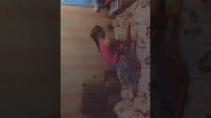 Как сесть на шпагат.