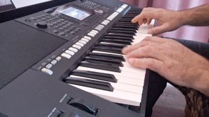 Мелодия El bimbo.