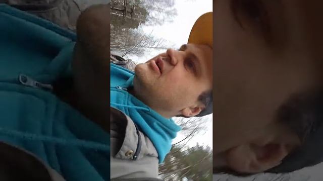 но вот к сожалению люди оставили мангал даже еду на участке где отдыхали смотреть онлайн