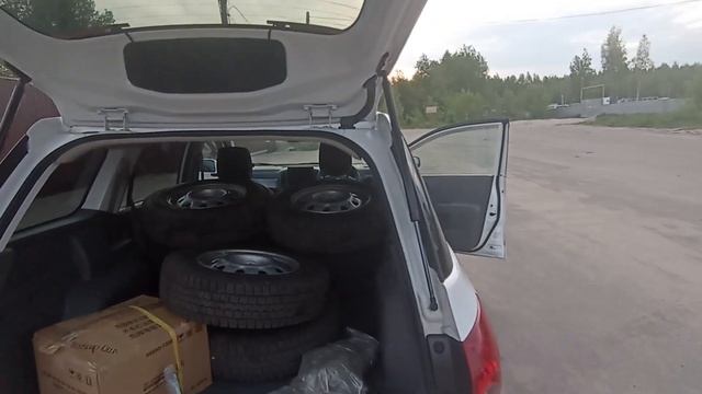 Доступный полный привод Nissan AD 19г 4WD смотреть онлайн