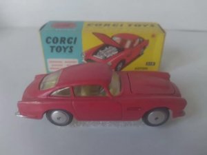 Corgi toys 218