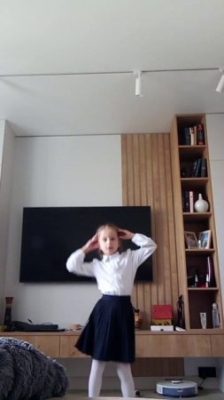 я первоклашка 😻