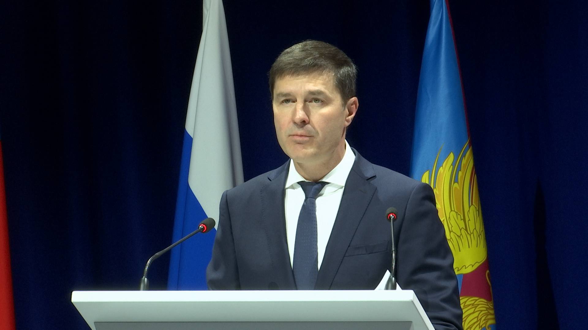 Владимир Волков выступил с отчетом перед жителями Люберец