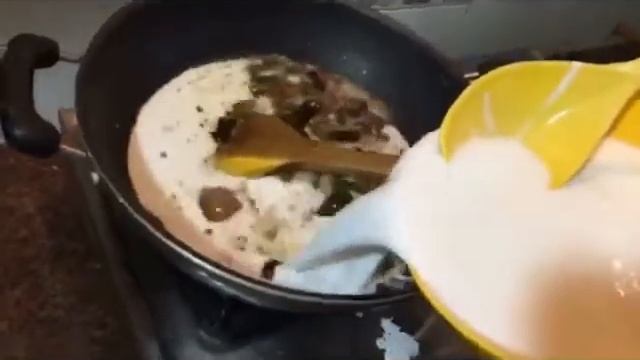 ரைஸ் மோர்க்களி செய்முறை/How to make Buttermilk rice cake/Traditional south indian Recipe Morkoozhu