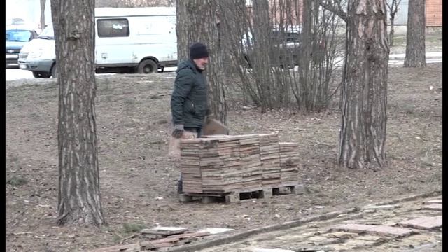В Заречном начались работы по благоустройству сквера Демакова