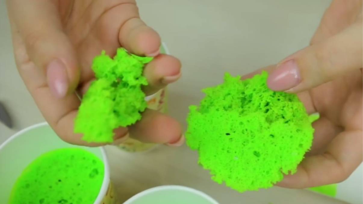 Мох бисквитный. Заготовки для декора смотреть онлайн