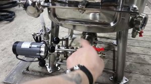 ПВК 100литров с нижним люком и мини объвязкой