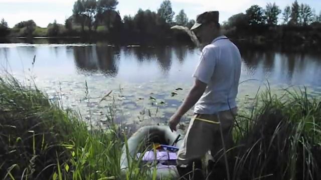 Одноместная лодка на воде. Муссон R 195. Часть 4. смотреть онлайн