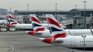 Мощный взрыв: более тысячи рейсов отменены из-за пожара в лондонском аэропорту Хитроу