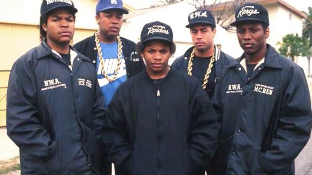 NWA Fuk Da Police смотреть онлайн