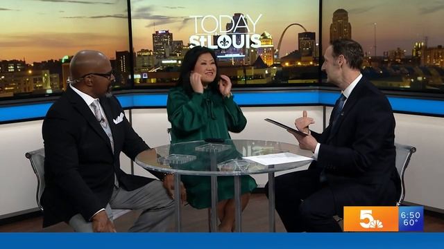 Watch the FBI surprise Michelle Li on Monday's morning newscast смотреть онлайн