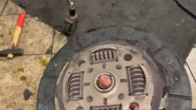 Замена сцепления в беззаботном сервисе