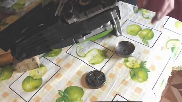 Замена ведущей звезды на бензопиле Лесник. смотреть онлайн