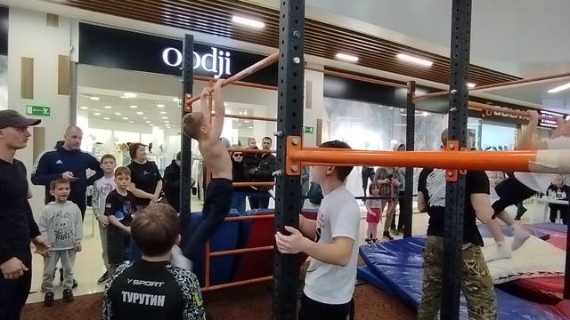 Турнир 1-12 "Битва Силы" 15.03.25 Воздушно-Силовая Атлетика. ТРЦ "Облака" Энгельс. СКК "Вместе" смотреть онлайн