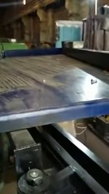 Концентрационный стол СКО-2 ЛШПУ Левый шламовый полиуретановый в работе смотреть онлайн