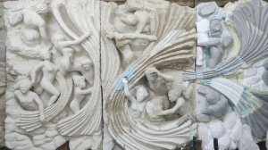 Барельеф из папье-маше и пенопласта.