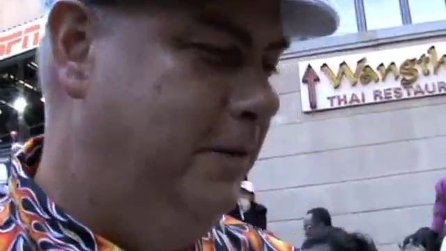 2010 FIFA World Cup Fan Chats 4 смотреть онлайн