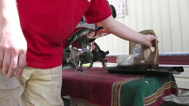 Замена масла в культиваторе Земляк , Калибр смотреть онлайн