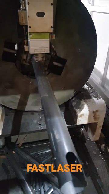 Лазерная резка круглой трубы #laser #fastlaser #manufacturing #cutting
