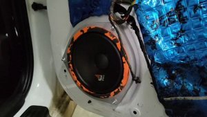 Замена штатных динамиков в Hyundai Solaris на DL Audio Gryphon Pro 165 Midbass