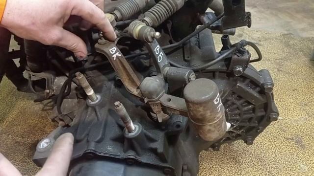 Плохо включаются передачи , или КАК ОТРЕГУЛИРОВАТЬ ТРОСЫ??? Принцип работы данного механизма. смотреть онлайн