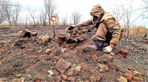 Здоровенные находки с латунью в стенах дома! Коп металлолома, зачем их туда замуровали.