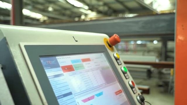 Imzo — крупнейшая фабрика по производству светопрозрачных конструкций любого масштаба и сложности.