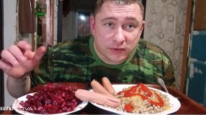 мукбанг/обжор/гречка и сосиски,свекольный салат с горчичным маслом/