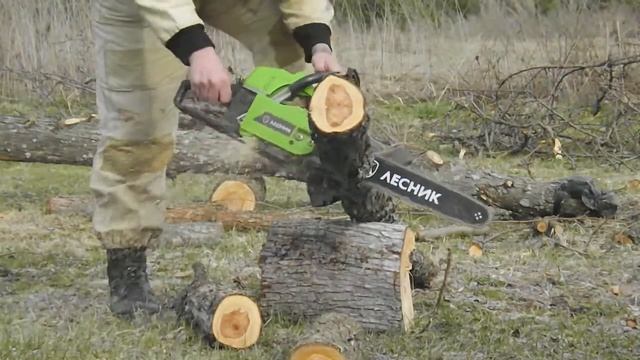 Работа бензопилой Лесник смотреть онлайн