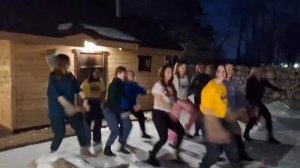 В этот раз мы даже простую музыку и не включали. Зумбой начали и зумбой закончили 🥳🥳🥳