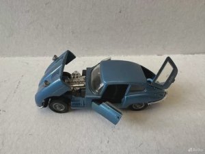 Модель Corgi #335 Jaguar 'E'type 4,2 Litre. 1/43