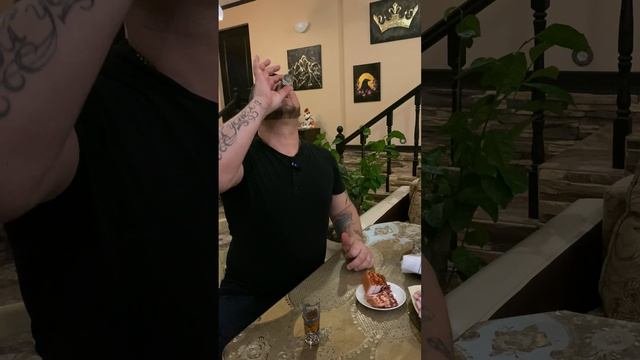 Производим очень вкусное сало! Для заказа пишите в ватсап +79100866637. Отправка по России #shorts